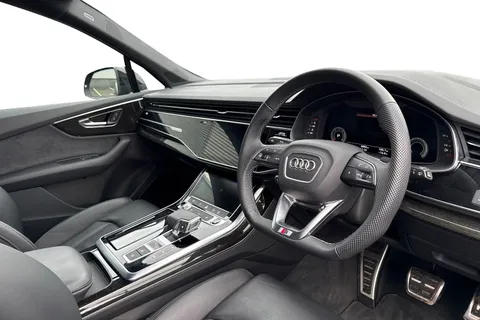 14 of 66 for Audi Q7 SUV Black Edition 45 TDI quattro 231 PS tiptronic