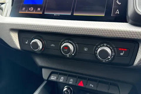 DC25XAH Audi A1 S line 30 TFSI  116 PS S tronic Thumbnail #23