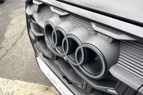 25 of 66 for Audi Q7 SUV Black Edition 45 TDI quattro 231 PS tiptronic