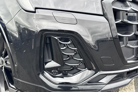 26 of 66 for Audi Q7 SUV Black Edition 45 TDI quattro 231 PS tiptronic