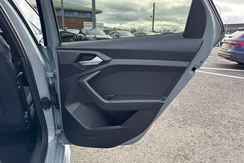 DC25XAH Audi A1 S line 30 TFSI  116 PS S tronic Thumbnail #44