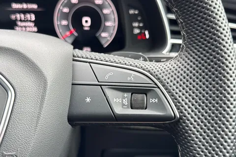 51 of 66 for Audi Q7 SUV Black Edition 45 TDI quattro 231 PS tiptronic