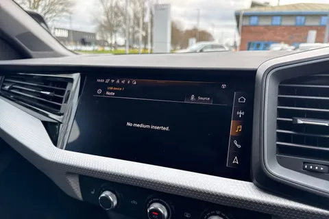 DC25XAH Audi A1 S line 30 TFSI  116 PS S tronic Thumbnail #55