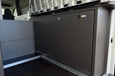 44 of 64 for Volkswagen Grand California 3.5T 2.0 TDI 600 5dr Tip Auto 4 Berth-Great Spec