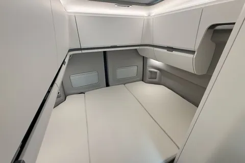 47 of 64 for Volkswagen Grand California 3.5T 2.0 TDI 600 5dr Tip Auto 4 Berth-Great Spec