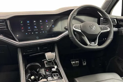 2 of 13 for Volkswagen Touareg 3.0 V6 TDI 4Motion 286 Black Edition 5dr Tip Auto | Heated Windscreen | ACC