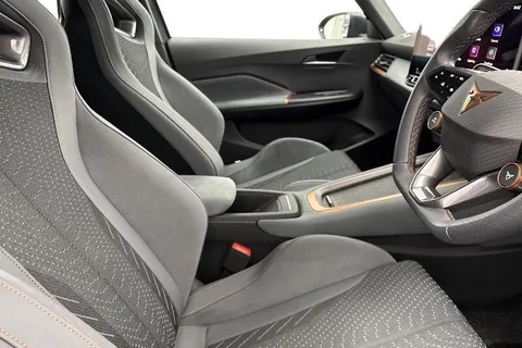 KP25XDN CUPRA Born e-Boost 79kWh VZ Auto 5dr Thumbnail #10