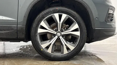 LV71UMH SEAT Ateca 1.5 TSI EVO SE Technology DSG Euro 6 (s/s) 5dr Thumbnail #4