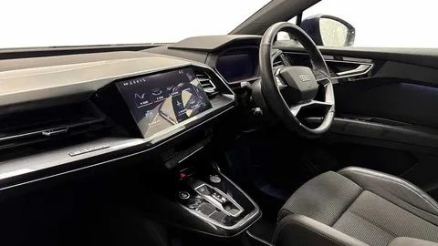 2 of 10 for Audi Q4 e-tron Q4 Sportback S line 40 e-tron 150,00 kW