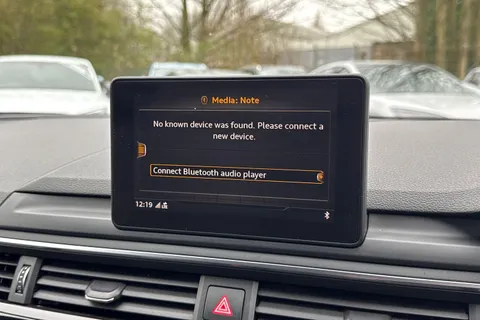 32 of 45 for AUDI A4 1.4T FSI Black Edition 4dr