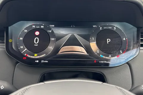 17 of 47 for Land Rover Range Rover 3.0 D300 HSE 5dr