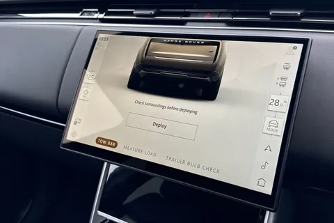 39 of 47 for Land Rover Range Rover 3.0 D300 HSE 5dr