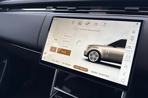 43 of 47 for Land Rover Range Rover 3.0 D300 HSE 5dr