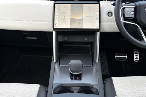 DY24LHX Land Rover Discovery Sport 2.0 D200 Dynamic SE 5dr Thumbnail #16