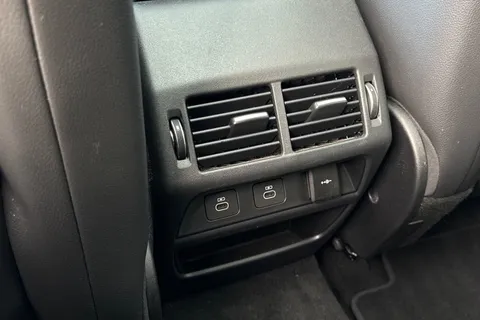 DY24LHX Land Rover Discovery Sport 2.0 D200 Dynamic SE 5dr Thumbnail #20