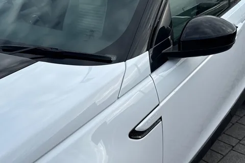 DY24LHX Land Rover Discovery Sport 2.0 D200 Dynamic SE 5dr Thumbnail #22