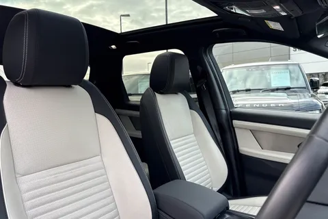 DY24LHX Land Rover Discovery Sport 2.0 D200 Dynamic SE 5dr Thumbnail #23