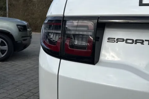 DY24LHX Land Rover Discovery Sport 2.0 D200 Dynamic SE 5dr Thumbnail #28