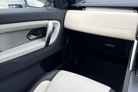 DY24LHX Land Rover Discovery Sport 2.0 D200 Dynamic SE 5dr Thumbnail #44