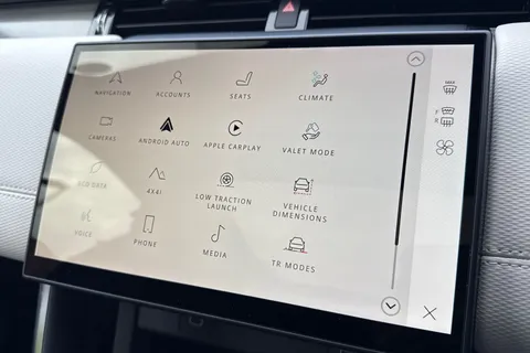 DY24LHX Land Rover Discovery Sport 2.0 D200 Dynamic SE 5dr Thumbnail #46
