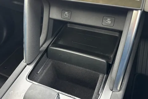 DY24LHX Land Rover Discovery Sport 2.0 D200 Dynamic SE 5dr Thumbnail #49