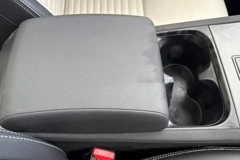 DY24LHX Land Rover Discovery Sport 2.0 D200 Dynamic SE 5dr Thumbnail #51