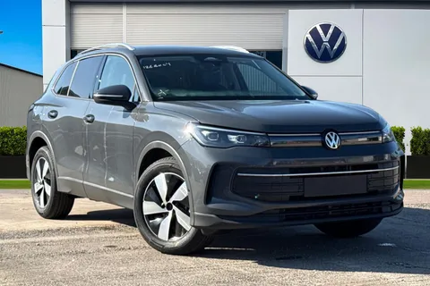  Volkswagen Tiguan 1.5 eTSI MHEV Match DSG Euro 6 (s/s) 5dr Thumbnail #1