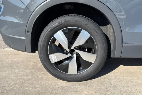  Volkswagen Tiguan 1.5 eTSI MHEV Match DSG Euro 6 (s/s) 5dr Thumbnail #12