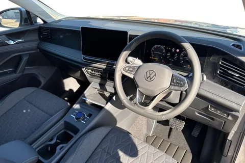  Volkswagen Tiguan 1.5 eTSI MHEV Match DSG Euro 6 (s/s) 5dr Thumbnail #13