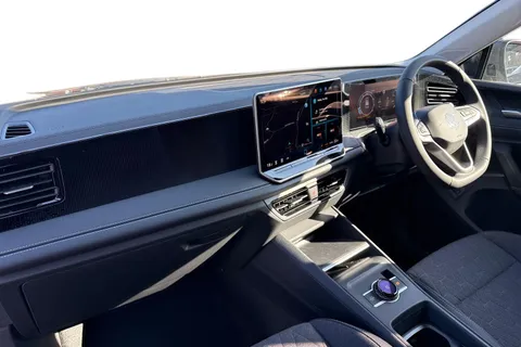  Volkswagen Tiguan 1.5 eTSI MHEV Match DSG Euro 6 (s/s) 5dr Thumbnail #14