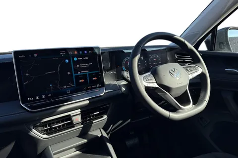  Volkswagen Tiguan 1.5 eTSI MHEV Match DSG Euro 6 (s/s) 5dr Thumbnail #17