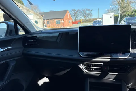  Volkswagen Tiguan 1.5 eTSI MHEV Match DSG Euro 6 (s/s) 5dr Thumbnail #19