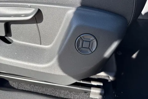  Volkswagen Tiguan 1.5 eTSI MHEV Match DSG Euro 6 (s/s) 5dr Thumbnail #31