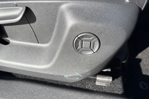  Volkswagen Tiguan 1.5 eTSI MHEV Match DSG Euro 6 (s/s) 5dr Thumbnail #31