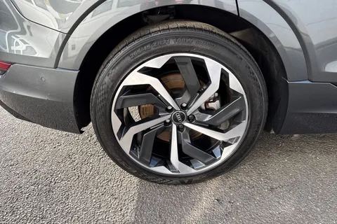 RE71CFJ Audi e-tron Black Edition 50 quattro 230,00 kW Thumbnail #12