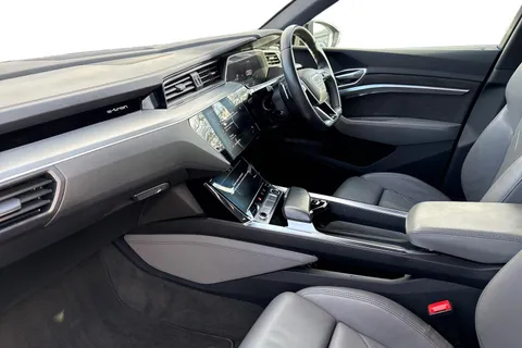 RE71CFJ Audi e-tron Black Edition 50 quattro 230,00 kW Thumbnail #16