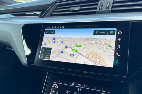 RE71CFJ Audi e-tron Black Edition 50 quattro 230,00 kW Thumbnail #18