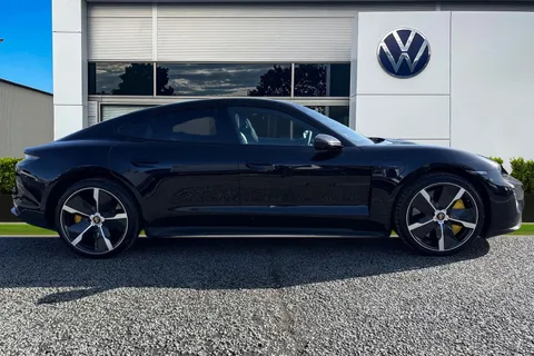 YL71KYK Porsche Taycan Performance Plus 93.4kWh Turbo S Auto 4WD 4dr (11kW Charger) Thumbnail #4