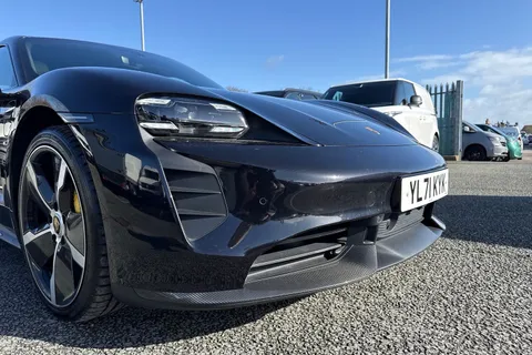 YL71KYK Porsche Taycan Performance Plus 93.4kWh Turbo S Auto 4WD 4dr (11kW Charger) Thumbnail #10