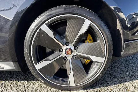 YL71KYK Porsche Taycan Performance Plus 93.4kWh Turbo S Auto 4WD 4dr (11kW Charger) Thumbnail #12