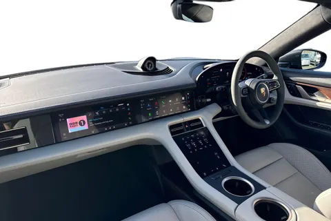 YL71KYK Porsche Taycan Performance Plus 93.4kWh Turbo S Auto 4WD 4dr (11kW Charger) Thumbnail #16