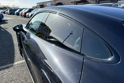 YL71KYK Porsche Taycan Performance Plus 93.4kWh Turbo S Auto 4WD 4dr (11kW Charger) Thumbnail #33