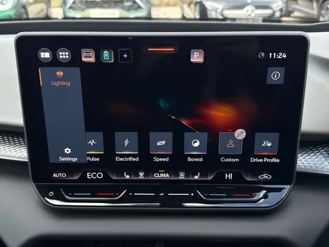  CUPRA Terramar 1.5 eHybrid 25.8kWh Tribe Edition DSG Euro 6 (s/s) 5dr Thumbnail #45