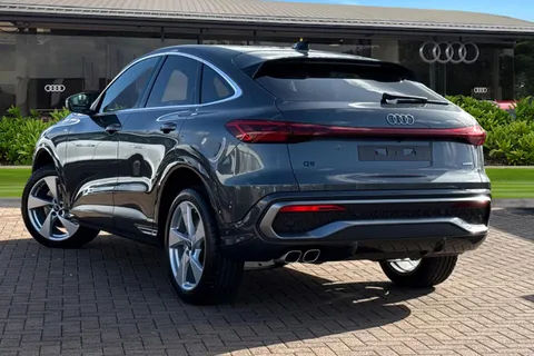Audi Q5 2.0 TDI S line Sportback S Tronic quattro Euro 6 (s/s) 5dr Thumbnail #3