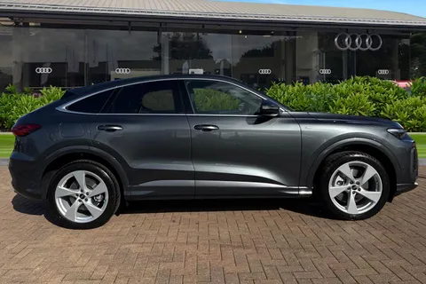 Audi Q5 2.0 TDI S line Sportback S Tronic quattro Euro 6 (s/s) 5dr Thumbnail #4