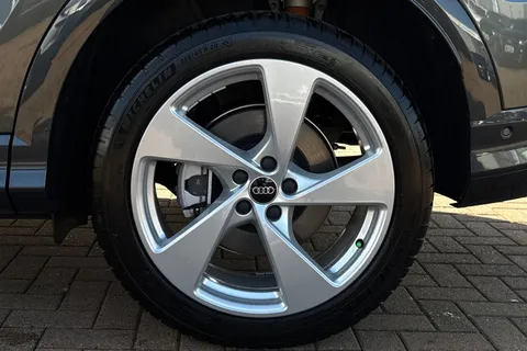 Audi Q5 2.0 TDI S line Sportback S Tronic quattro Euro 6 (s/s) 5dr Thumbnail #13