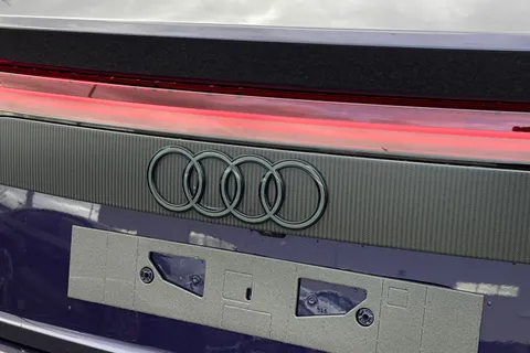 Audi RS Q8 4.0 TFSI V8 Performance Carbon Vorsprung Tiptronic quattro Euro 6 (s/s) 5dr Thumbnail #30