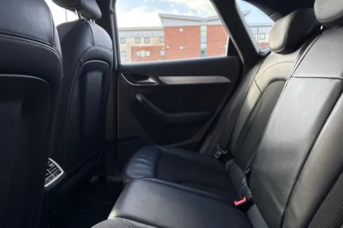 29 of 63 for Audi Q3 2.0 TDI S line Edition S Tronic quattro Euro 6 (s/s) 5dr