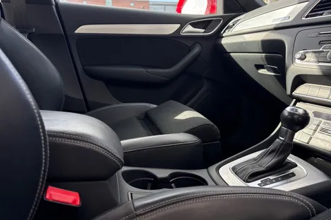 41 of 63 for Audi Q3 2.0 TDI S line Edition S Tronic quattro Euro 6 (s/s) 5dr