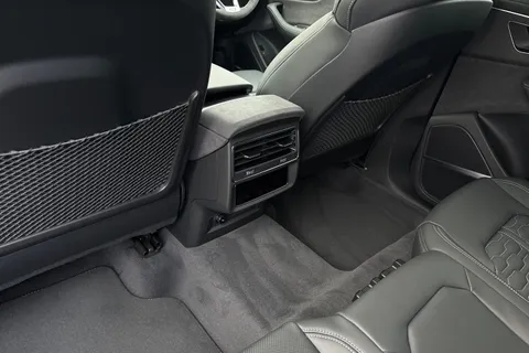 Audi RS Q8 4.0 TFSI V8 Performance Carbon Vorsprung Tiptronic quattro Euro 6 (s/s) 5dr Thumbnail #44